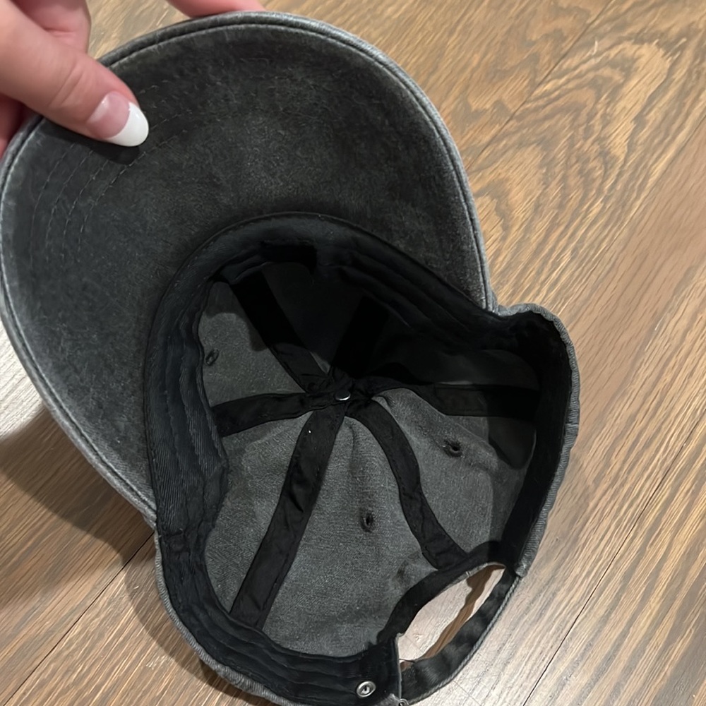 Rustic Grey Hat - Picture 5 of 5